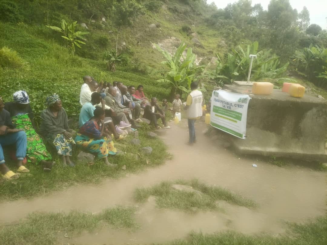 IDJWI: COSAWOH sensibilise sur les effets de la consommation d’eau potable et identifie des sources à risque dans les villages de Bwina et Lemera