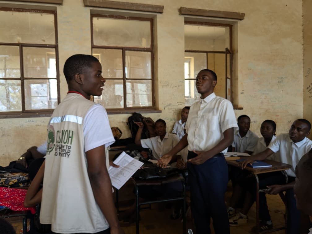 Lancement des 16 jours d’activisme contre les VBG, l’Organisation COSAWOH en première ligne à l’Athénée d’Ibanda